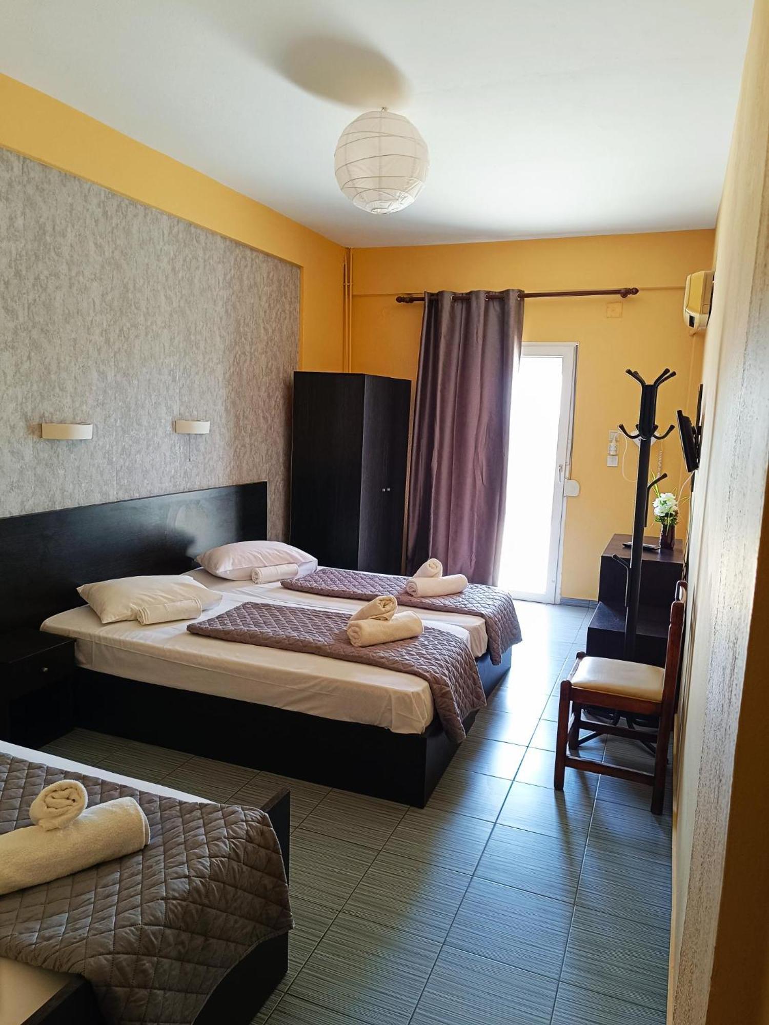 Vosporos Hotel Komotini Esterno foto