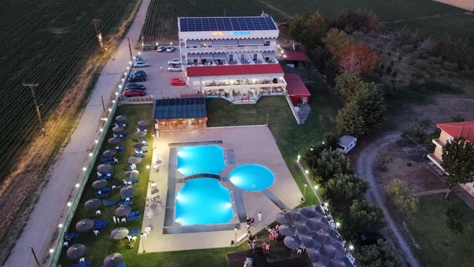 Vosporos Hotel Komotini Esterno foto